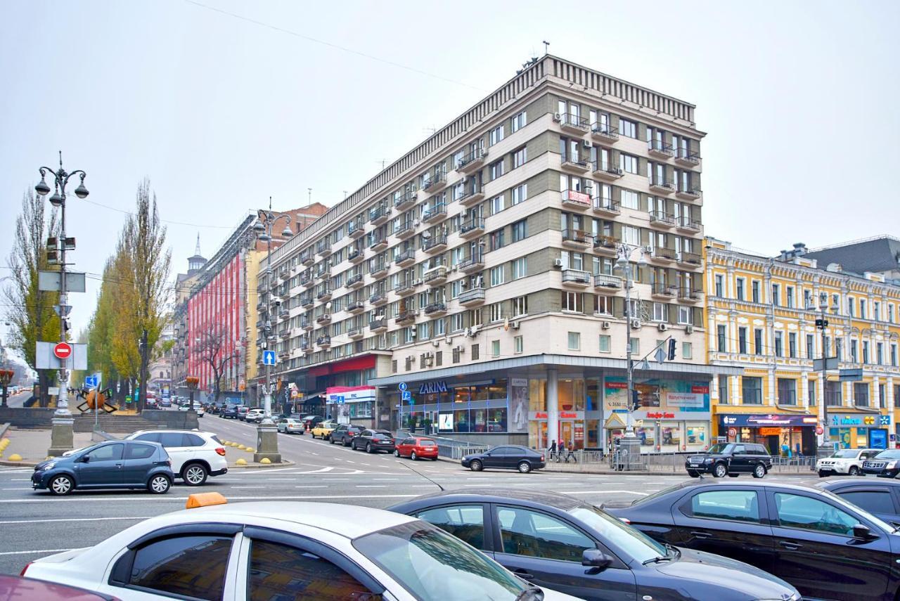 Sauna, Big Jacuzzi , Khreshchatyk Apartments Kyiv Exterior photo