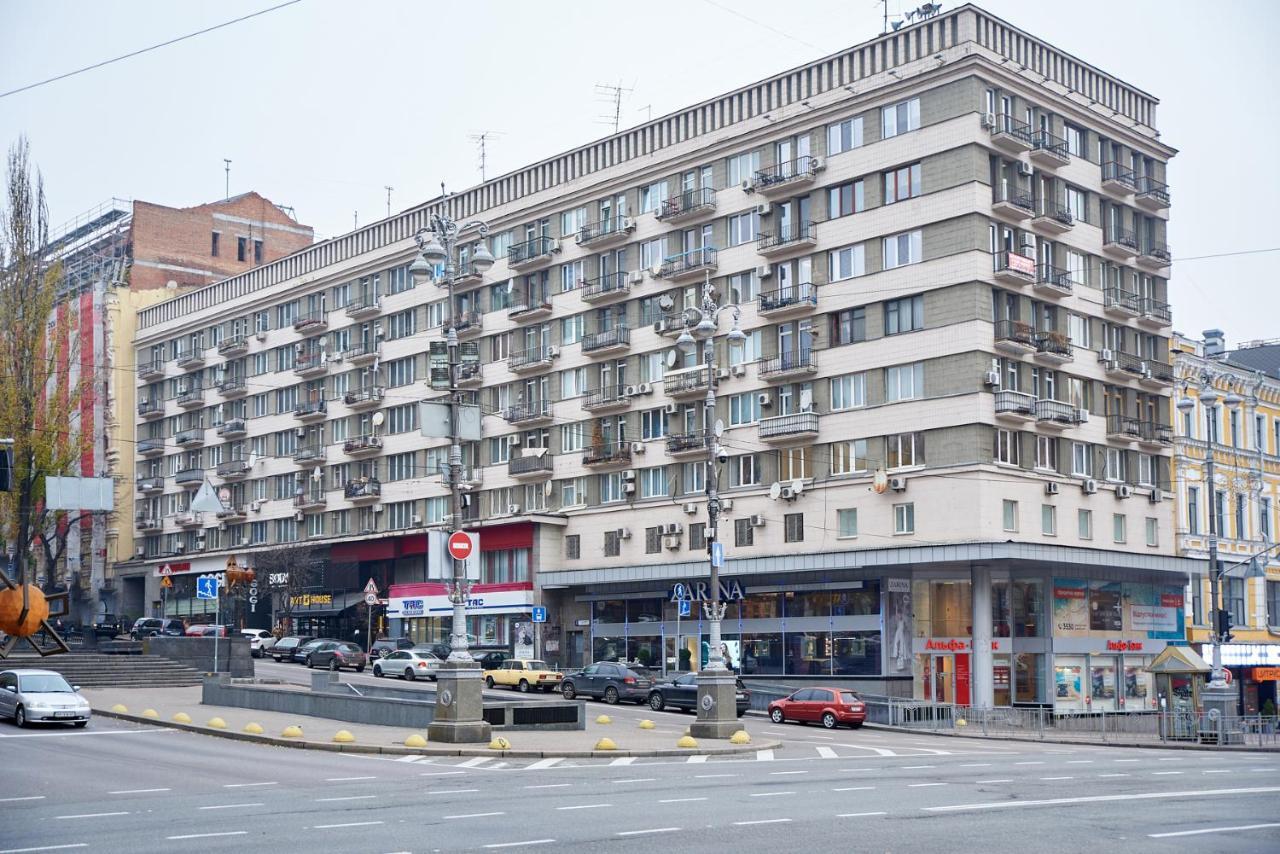 Sauna, Big Jacuzzi , Khreshchatyk Apartments Kyiv Exterior photo